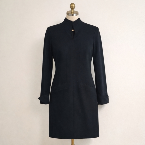 Oscar de la Renta Dresses & Skirts - Oscar de la Renta 1990s Black Lbd Wool Shift Dress | Like New| Size 6 Vintage